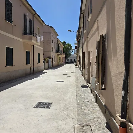 Morelli - Via Mentana 2 *